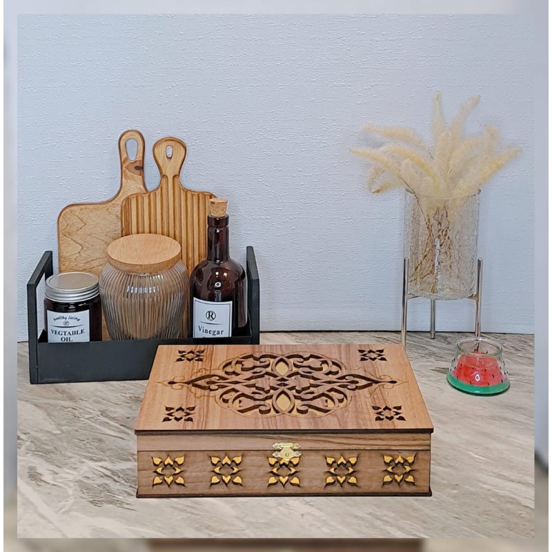 جعبه پذیرایی 7 خانه  طرح صندوقچه سنتی طلایی