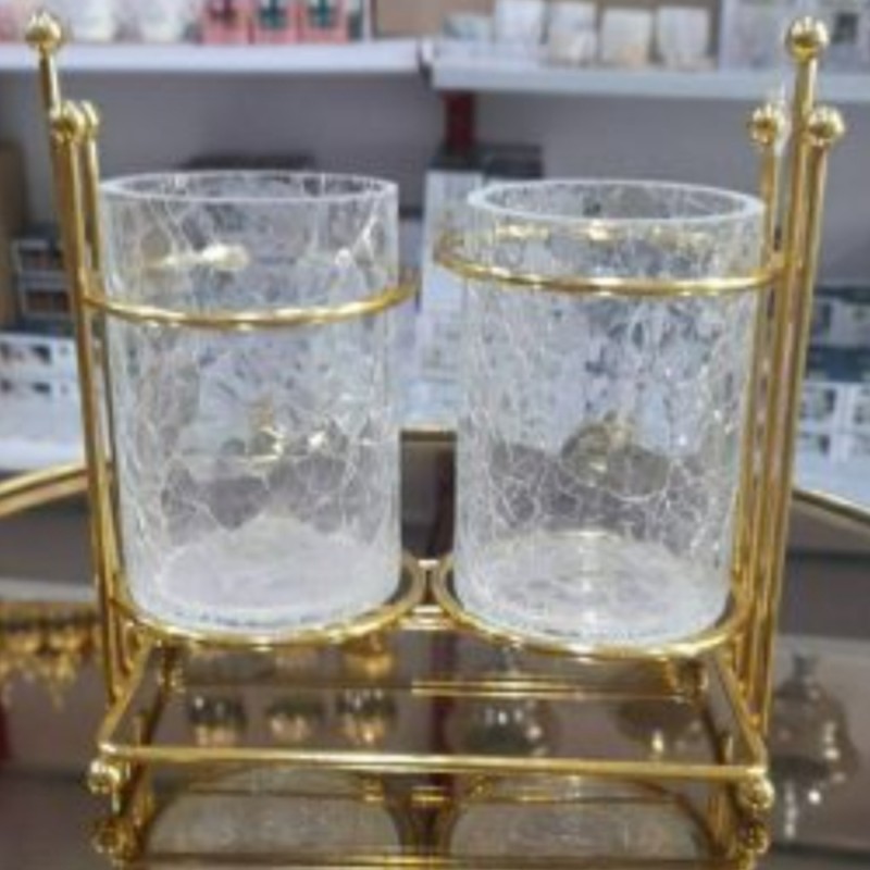 جا قاشق و چنگالی